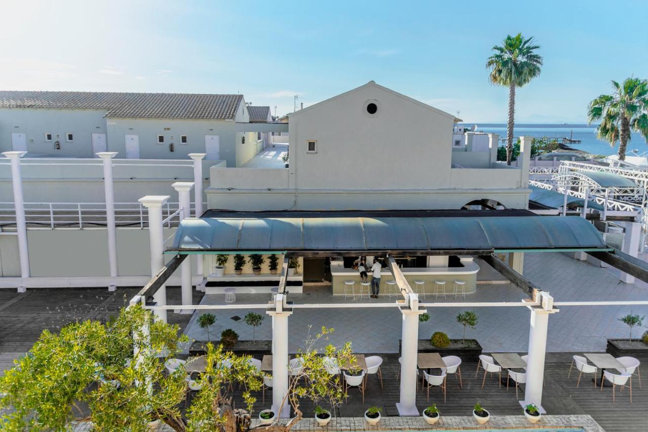 Olive Grove Beachfront Apartments & Seaview Suites Kávos Eksteriør billede